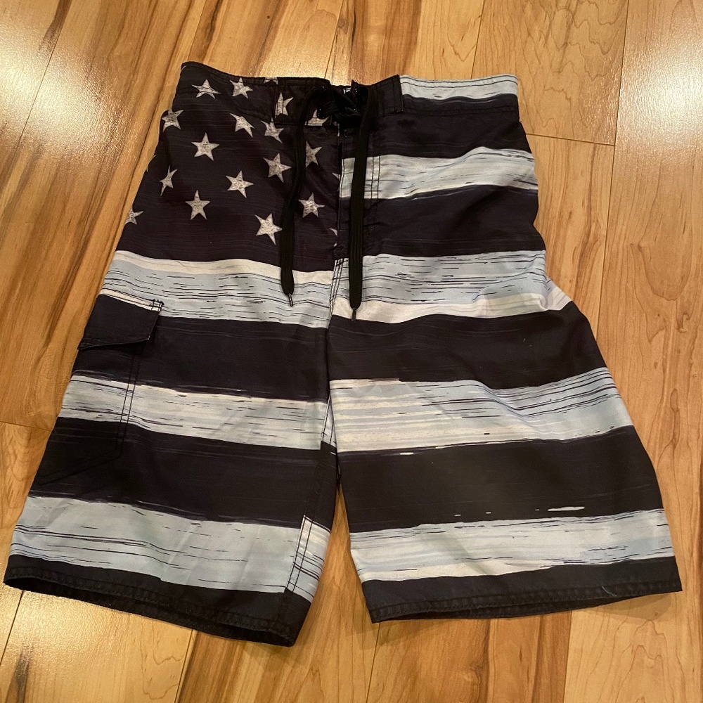 U.S. Apparel men’s swim trunks—S
